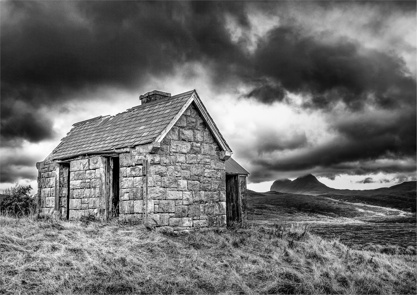 Elphin Bothy and Suilven 136 M1